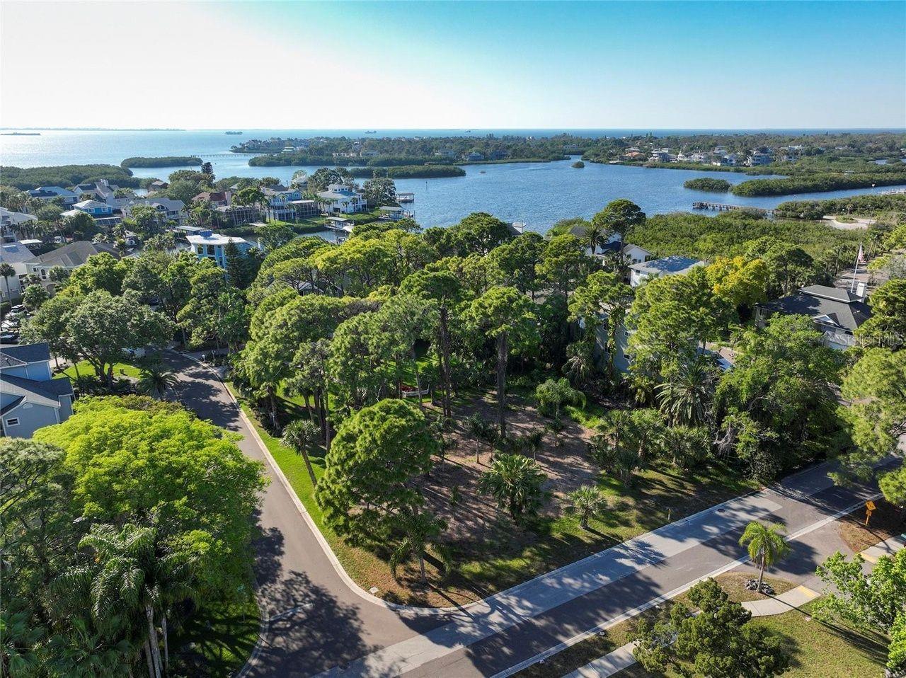 Image 5 of 16 For 8th - Soundview Street