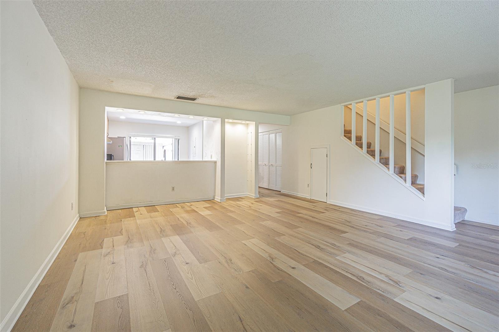 Image 6 of 35 For 7903 Sugarcane Court