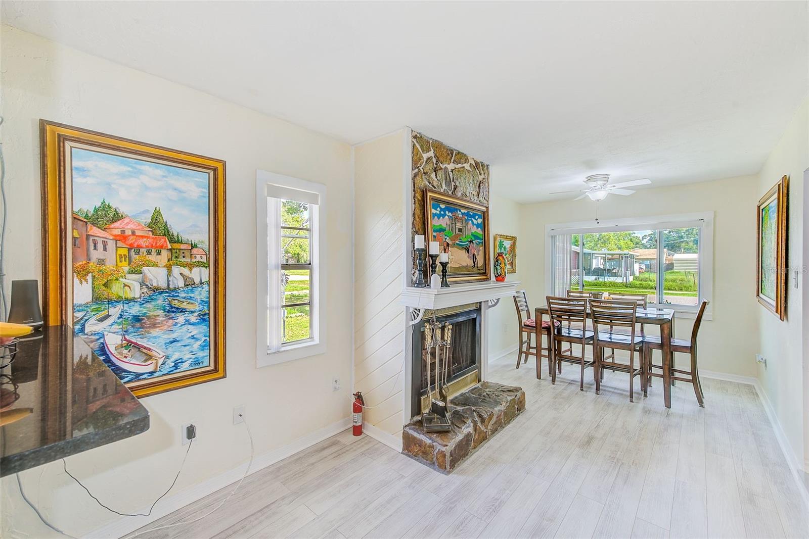 Image 12 of 40 For 6084 71st Avenue N