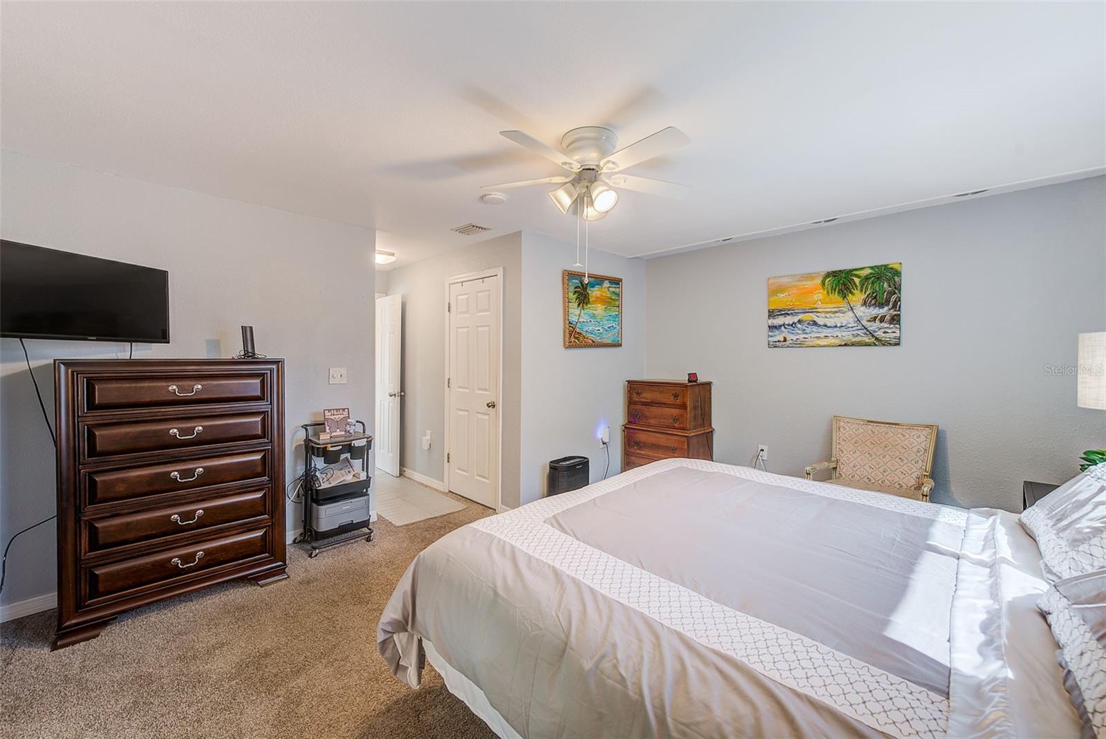 Image 22 of 40 For 6084 71st Avenue N