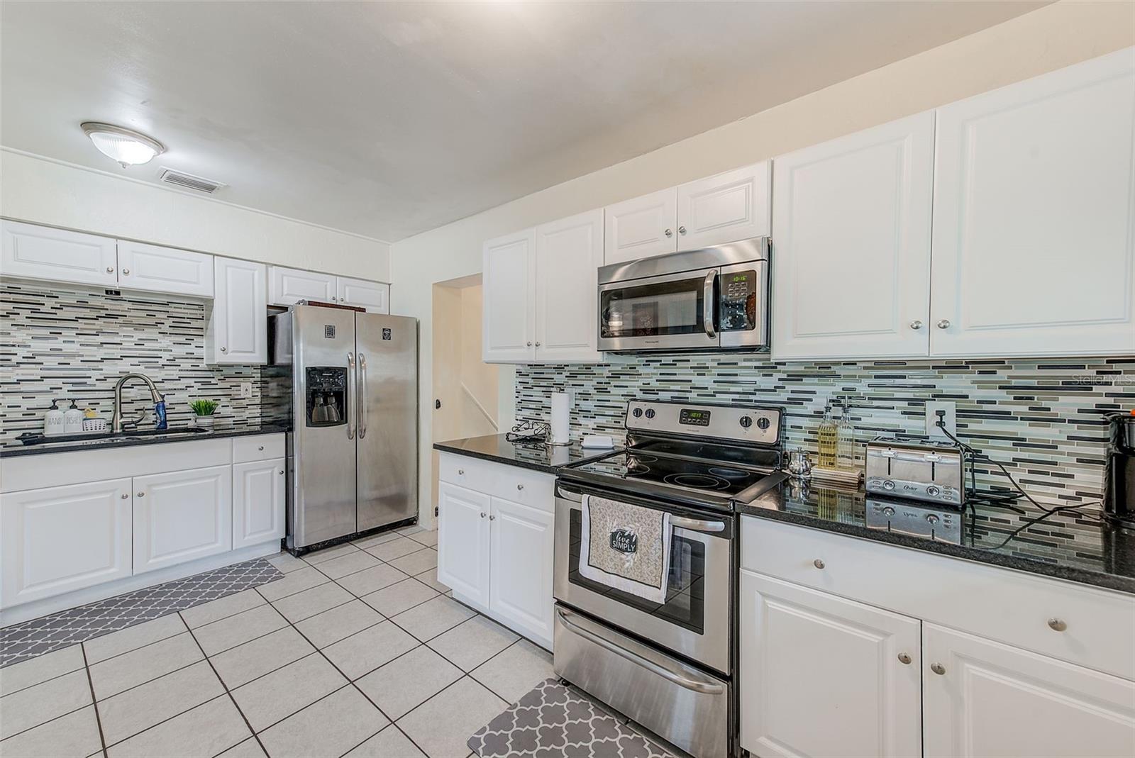 Image 8 of 40 For 6084 71st Avenue N