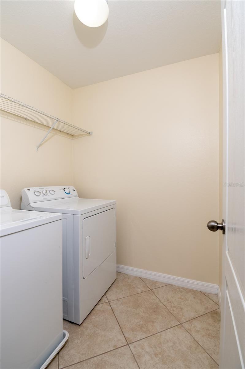 Image 34 of 49 For 12009 Greengate Drive