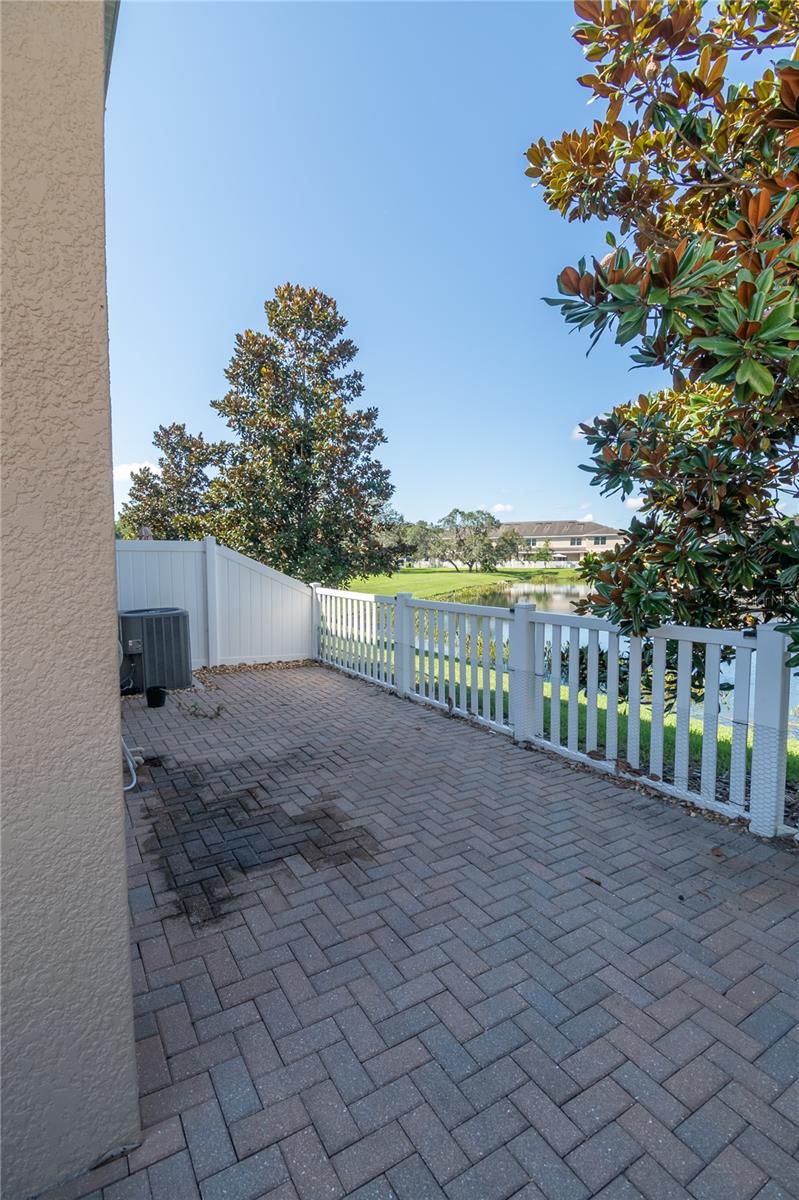 Image 41 of 49 For 12009 Greengate Drive