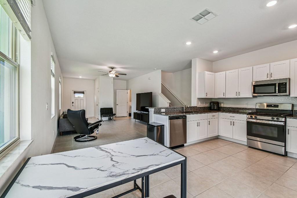 Image 17 of 42 For 8331 Corner Pine Way