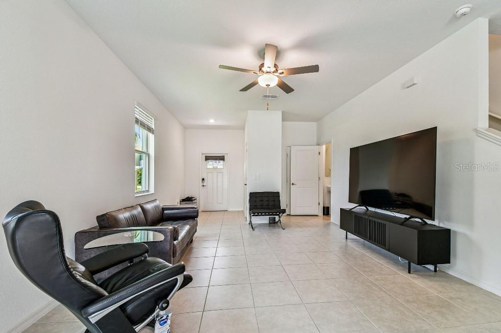 Image 23 of 42 For 8331 Corner Pine Way