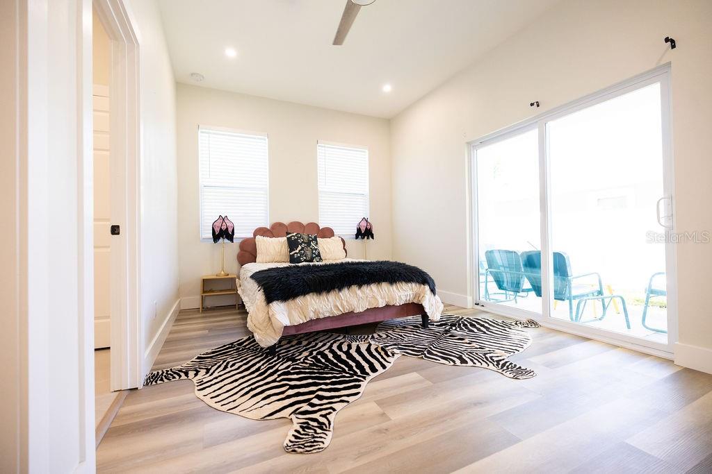 Image 15 of 30 For 4390 44th Street N