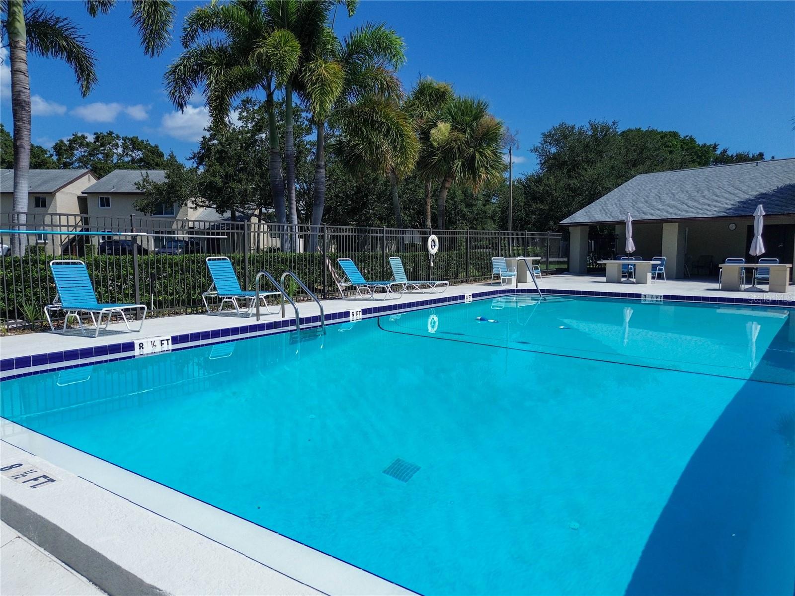 Image 23 of 31 For 4215 Bay Drive 1701b