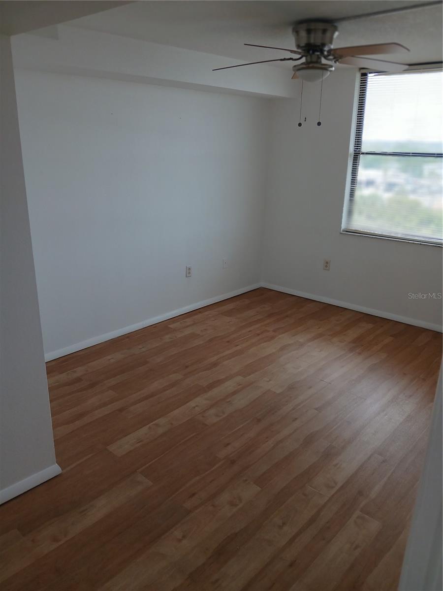 Image 9 of 16 For 701 Madison Avenue 512