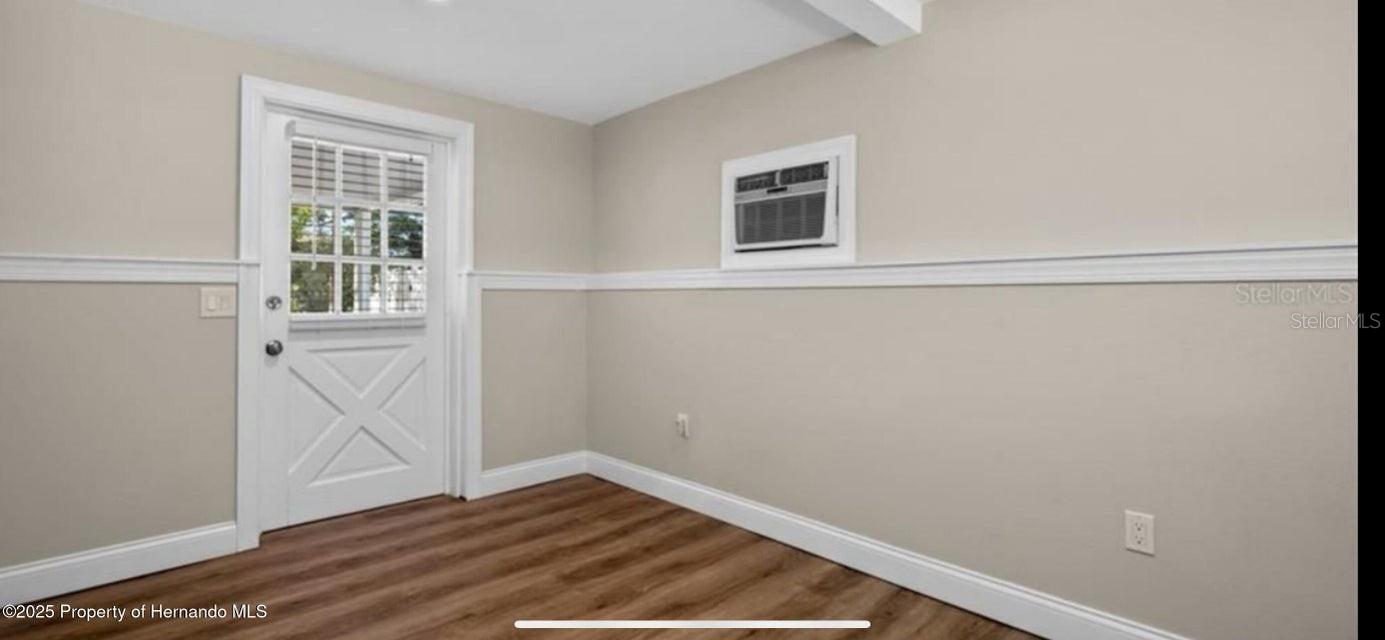 Image 8 of 15 For 809 75th Street N