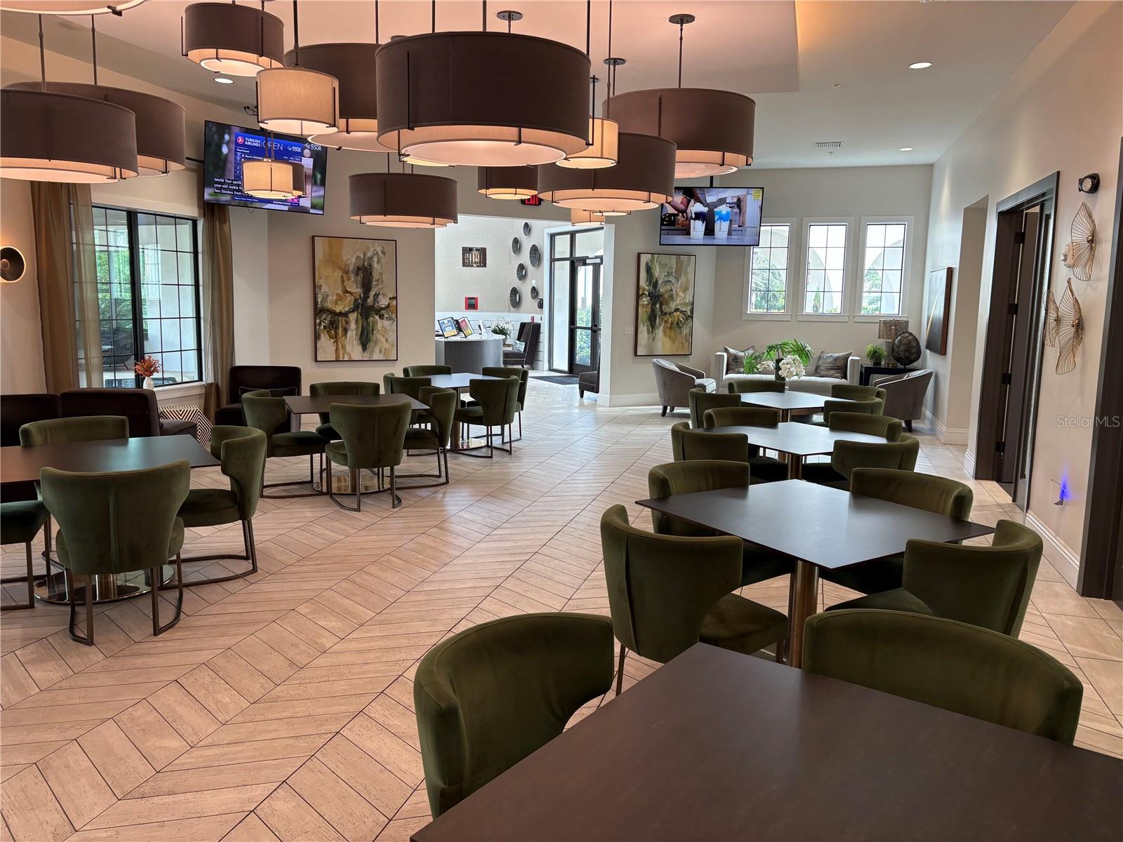 Image 47 of 51 For 17245 Star Banks St