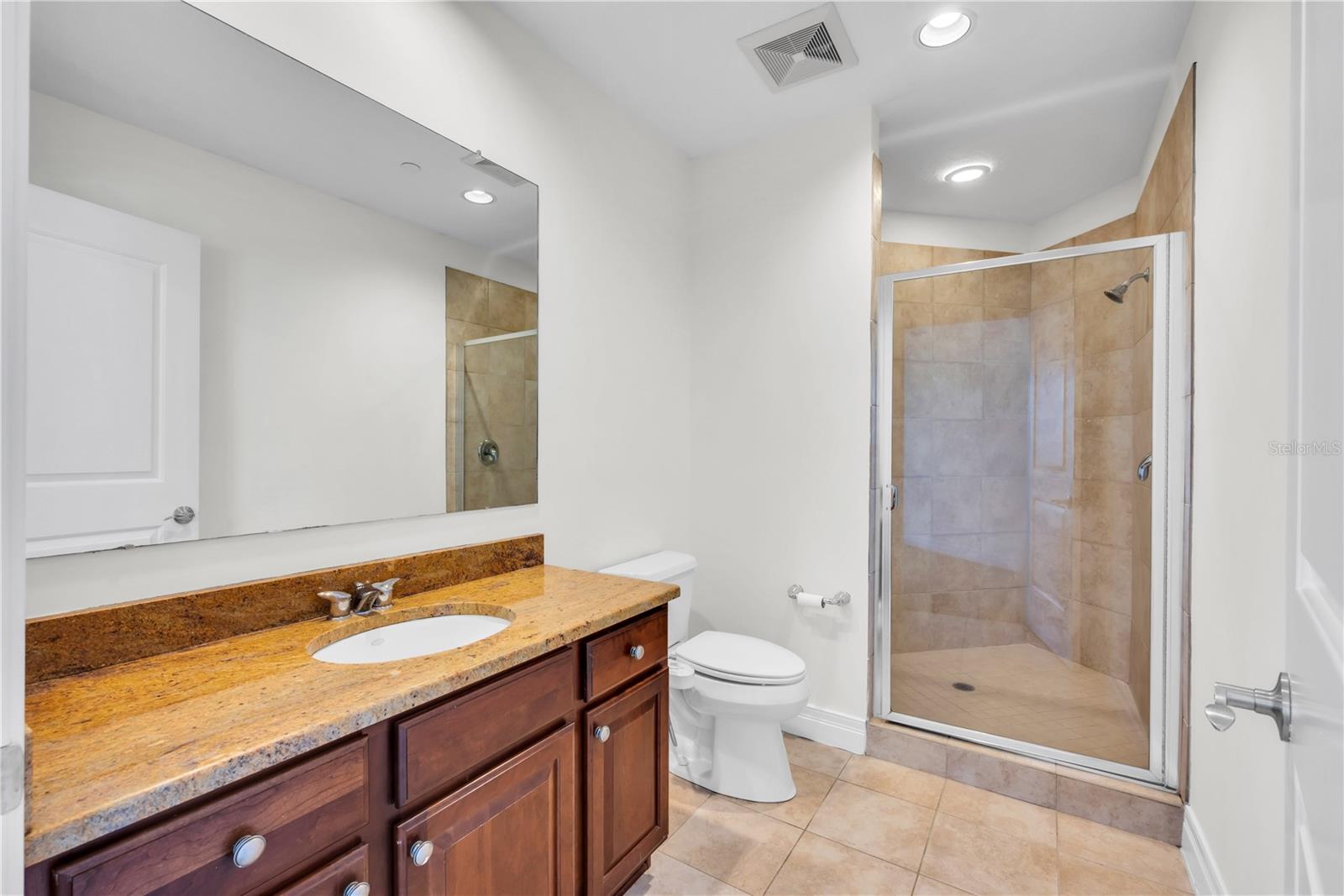 Image 18 of 39 For 1209 Cumberland Avenue 903