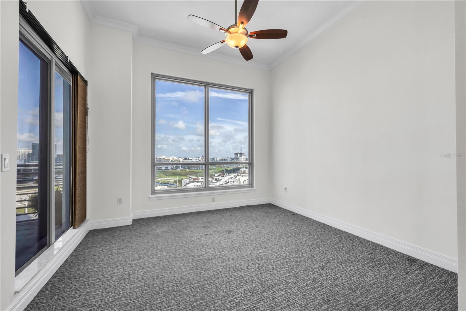 Image 19 of 39 For 1209 Cumberland Avenue 903
