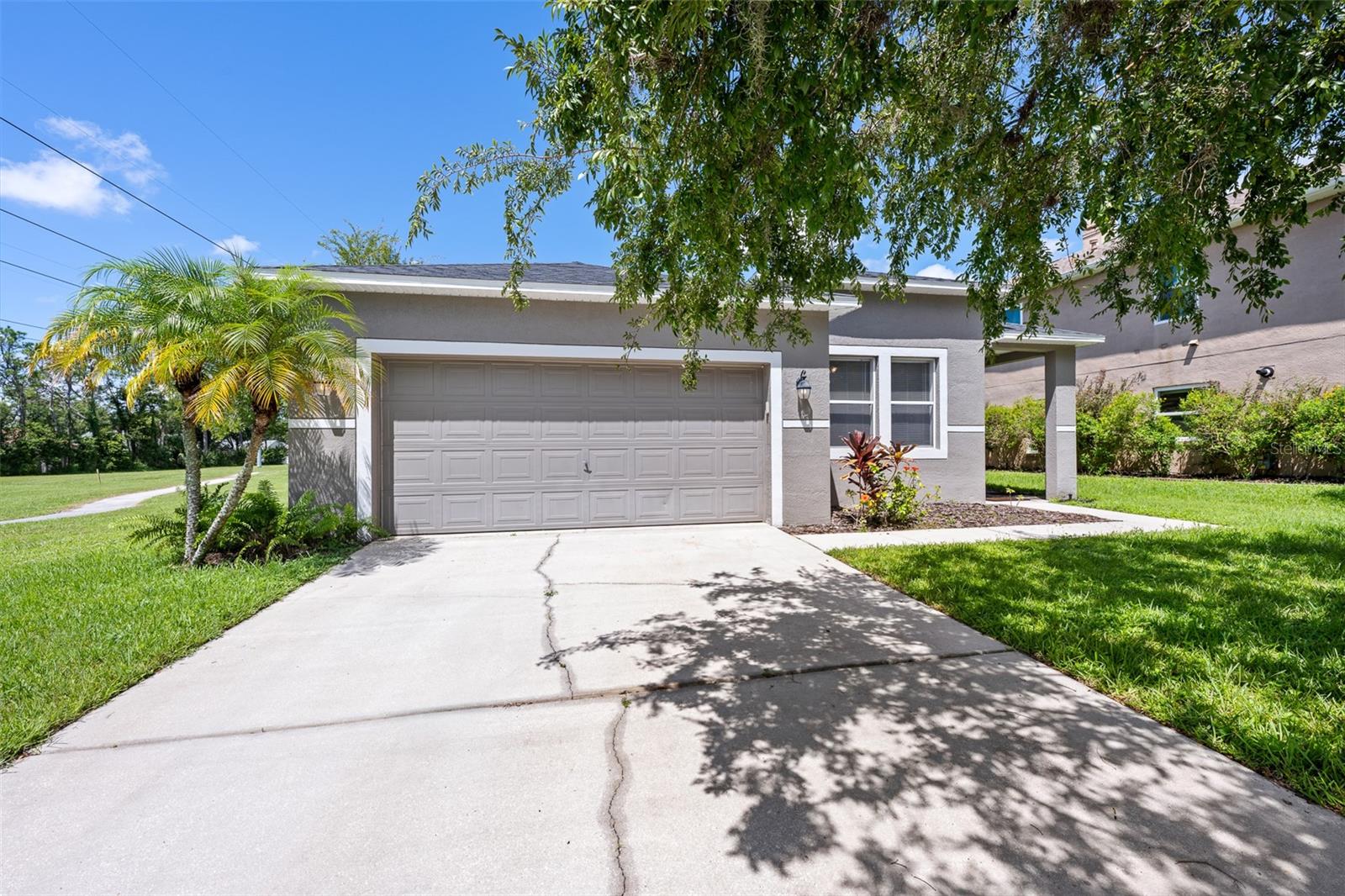 Image 4 of 71 For 5713 Hawkpark Boulevard