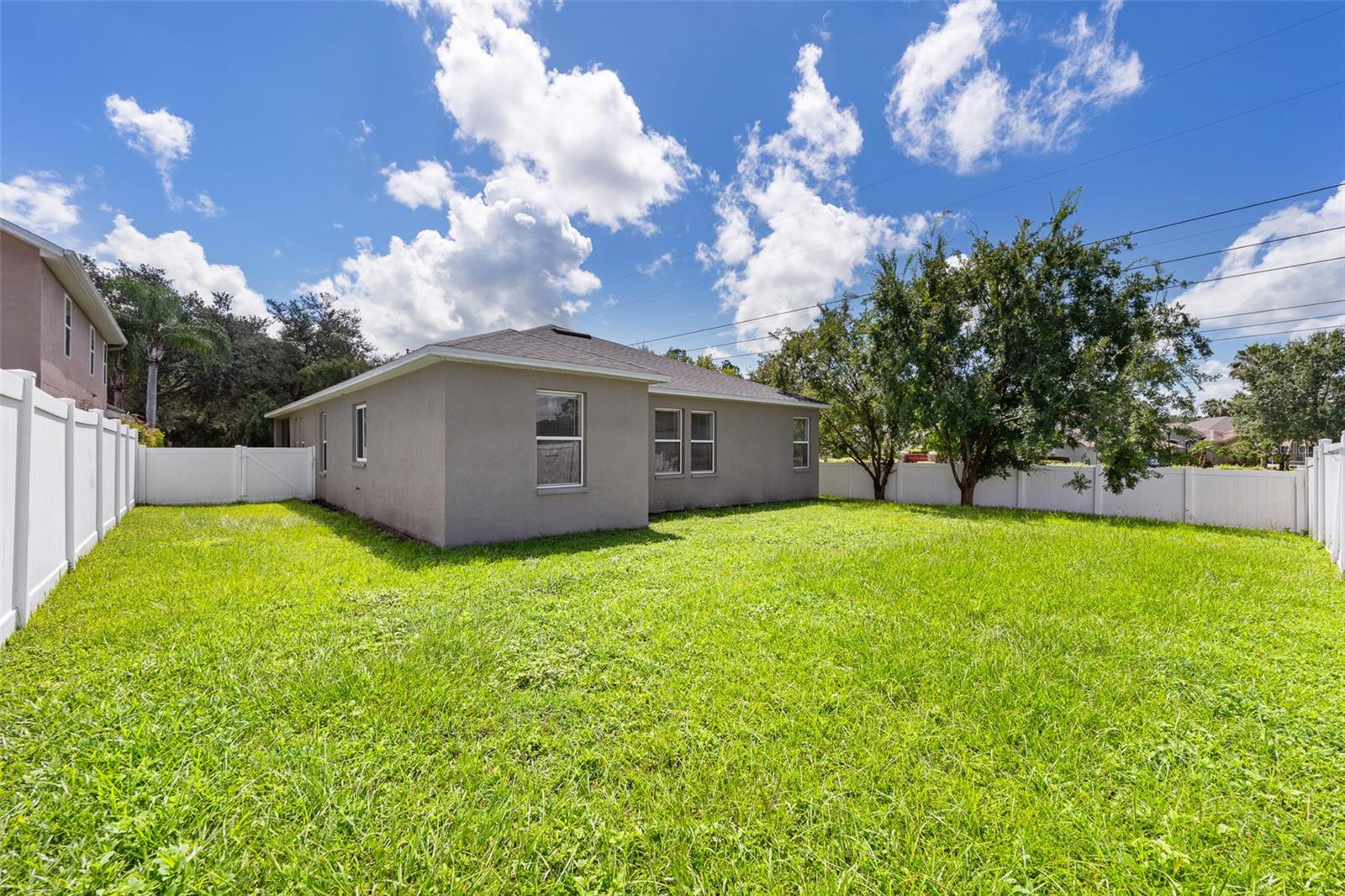 Image 43 of 71 For 5713 Hawkpark Boulevard
