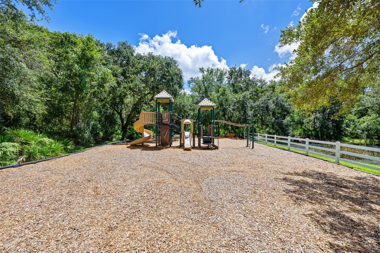 Image 59 of 71 For 5713 Hawkpark Boulevard