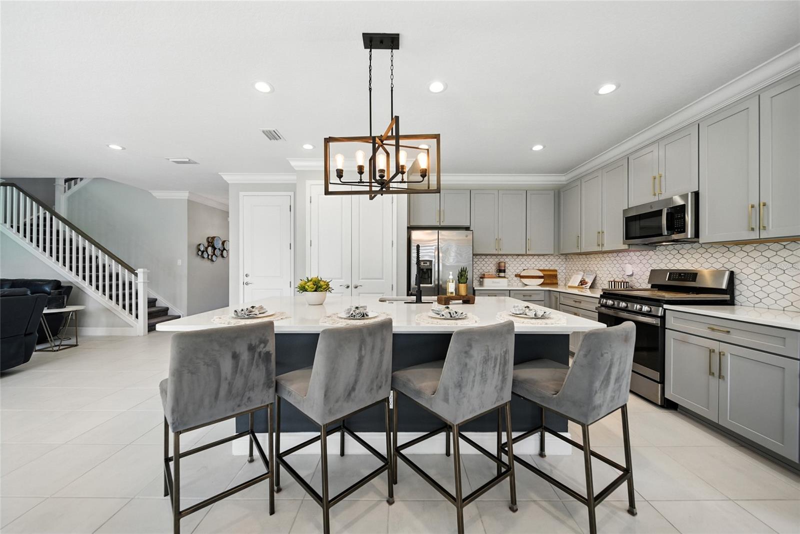 Listing photo id 10 for 3168 Mountain Spruce Terrace