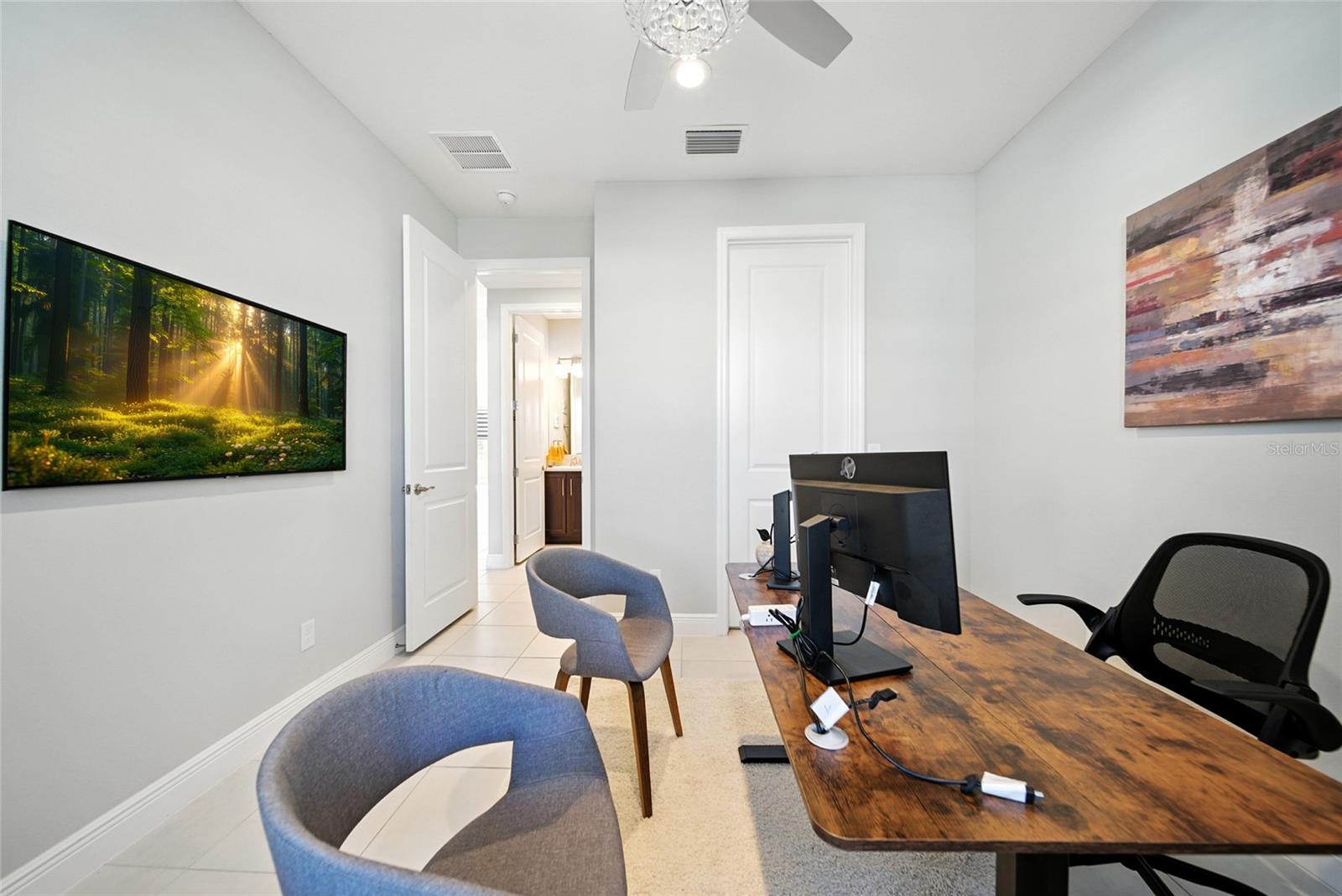 Listing photo id 16 for 3168 Mountain Spruce Terrace