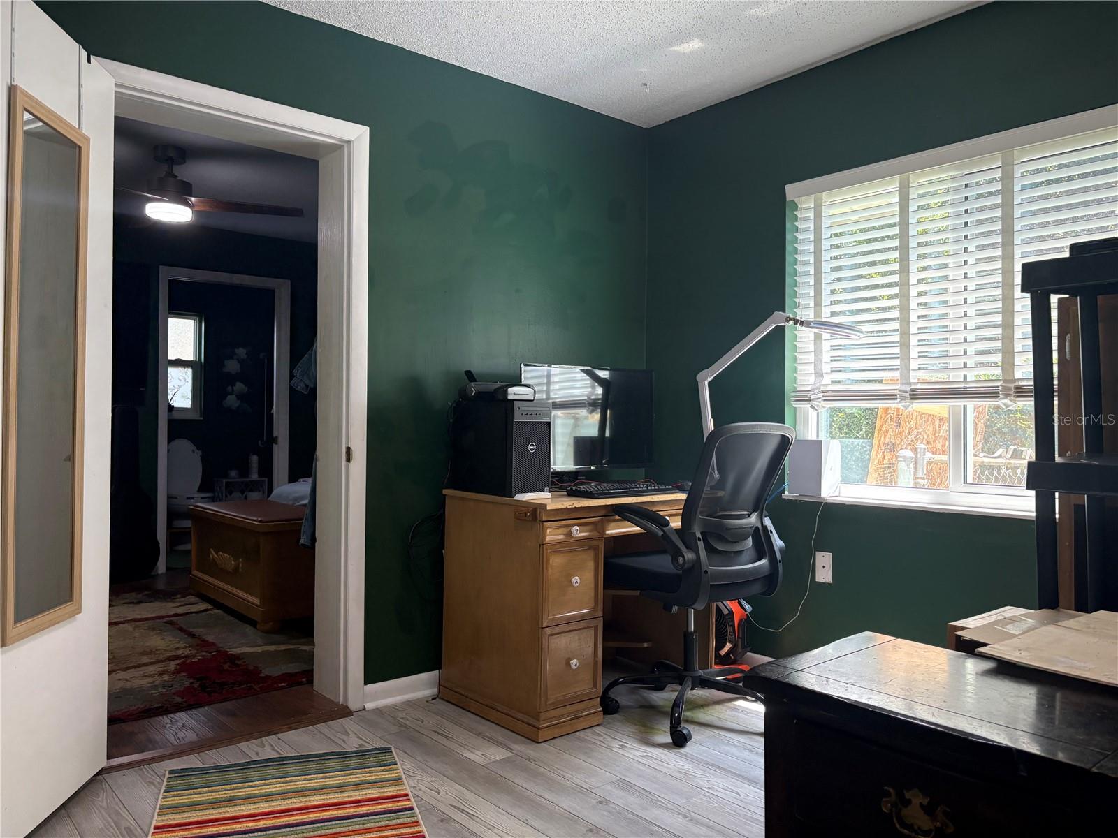 Image 11 of 20 For 105 Cranbrooke Drive