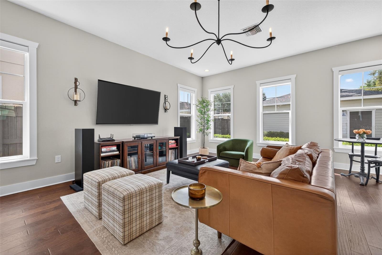 Image 12 of 42 For 1234 17th Avenue N