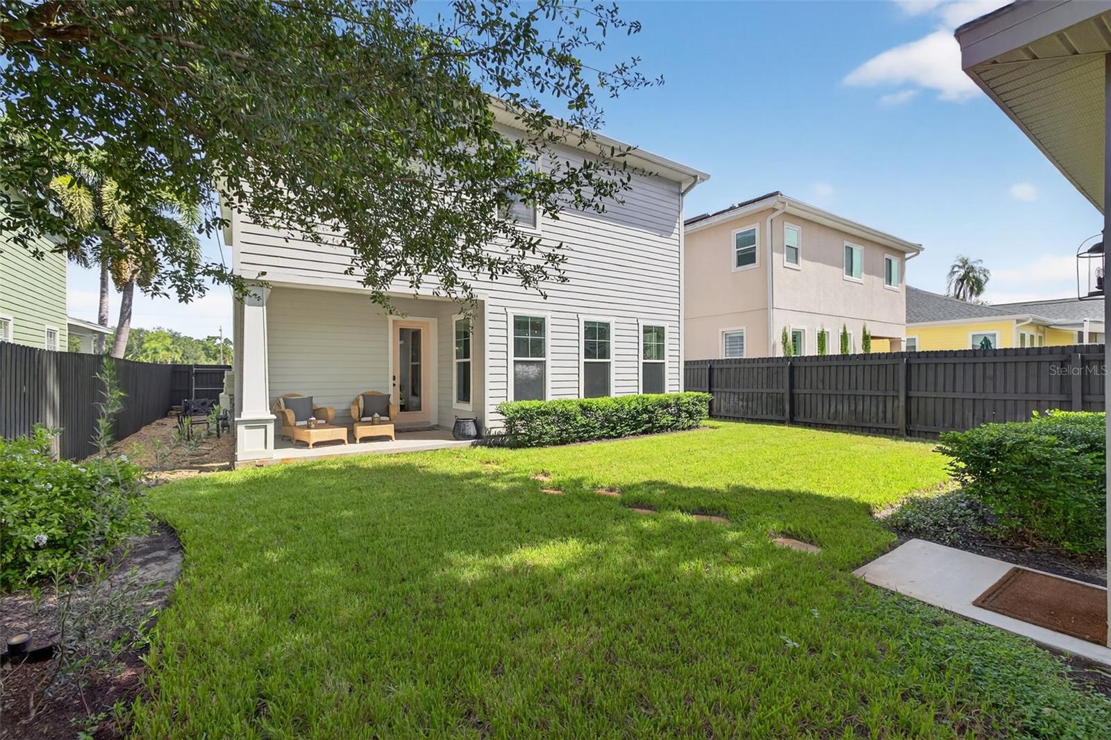 Image 2 of 42 For 1234 17th Avenue N