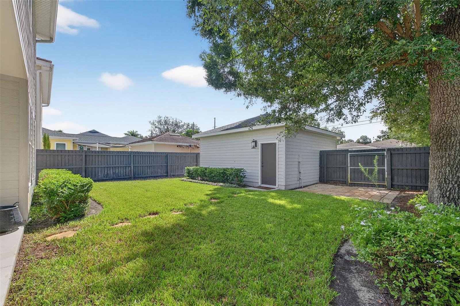 Image 34 of 42 For 1234 17th Avenue N