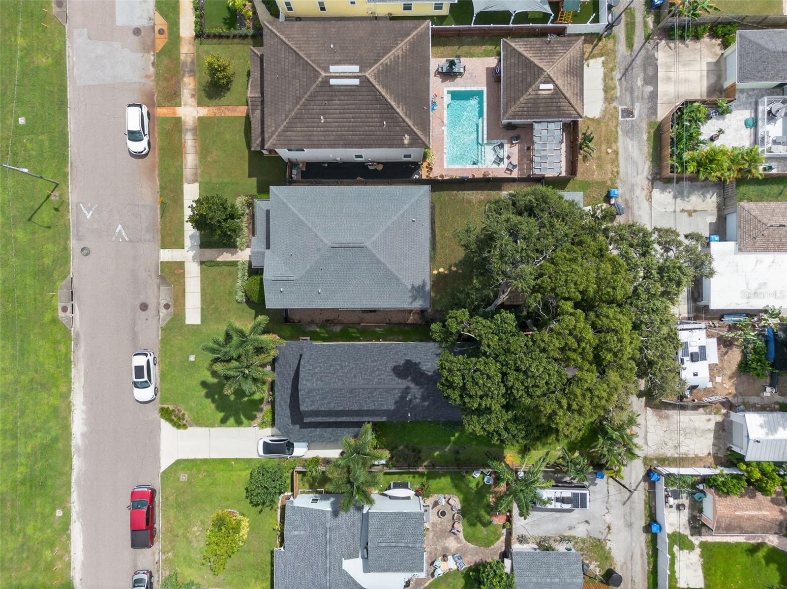Image 40 of 42 For 1234 17th Avenue N