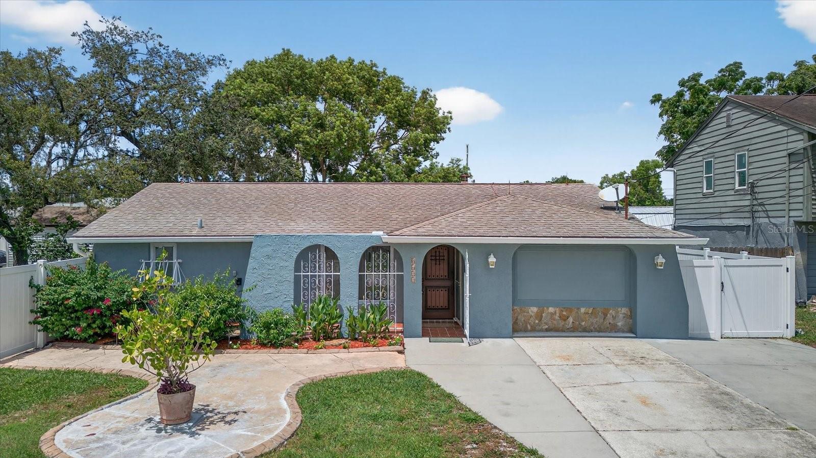 Details for 8611 Jolly Roger Drive, HUDSON, FL 34667