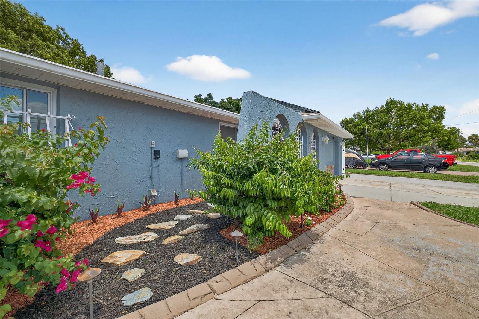 Image 7 of 46 For 8611 Jolly Roger Drive