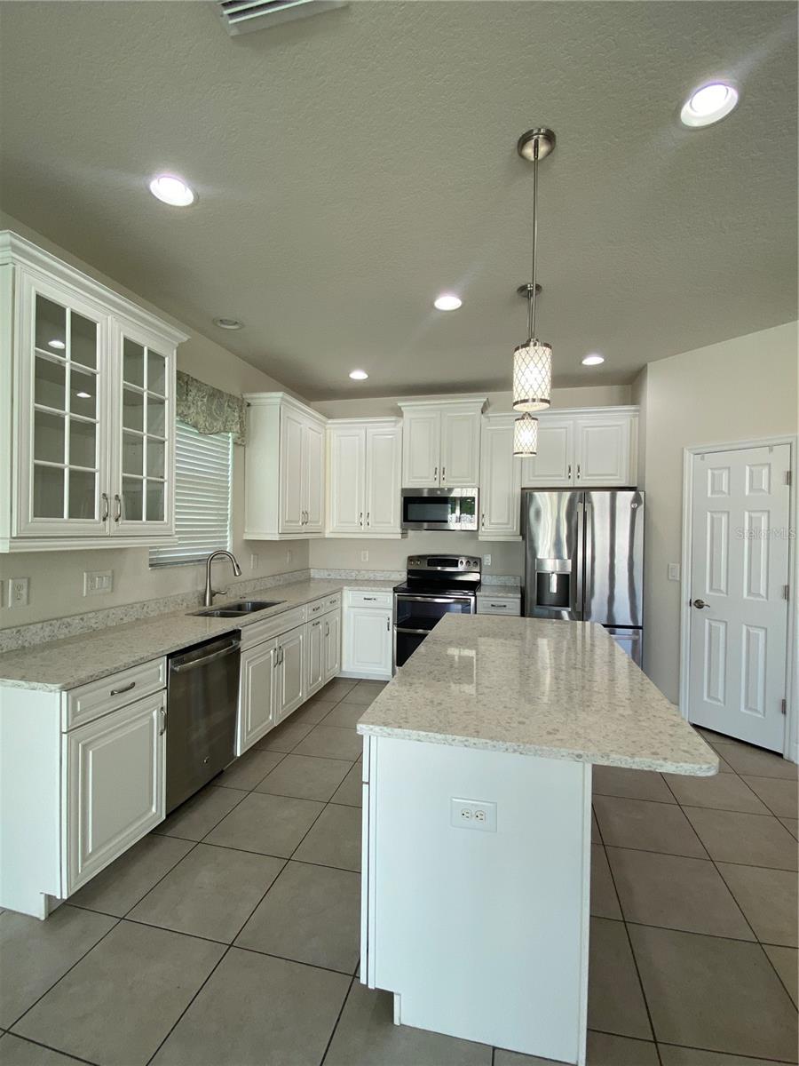 Image 11 of 34 For 33207 Whisper Pointe Dr