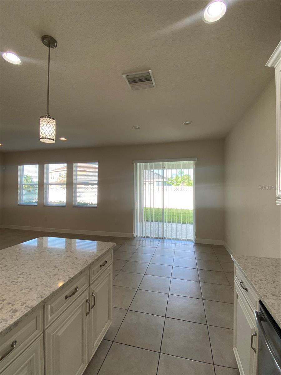 Image 13 of 34 For 33207 Whisper Pointe Dr