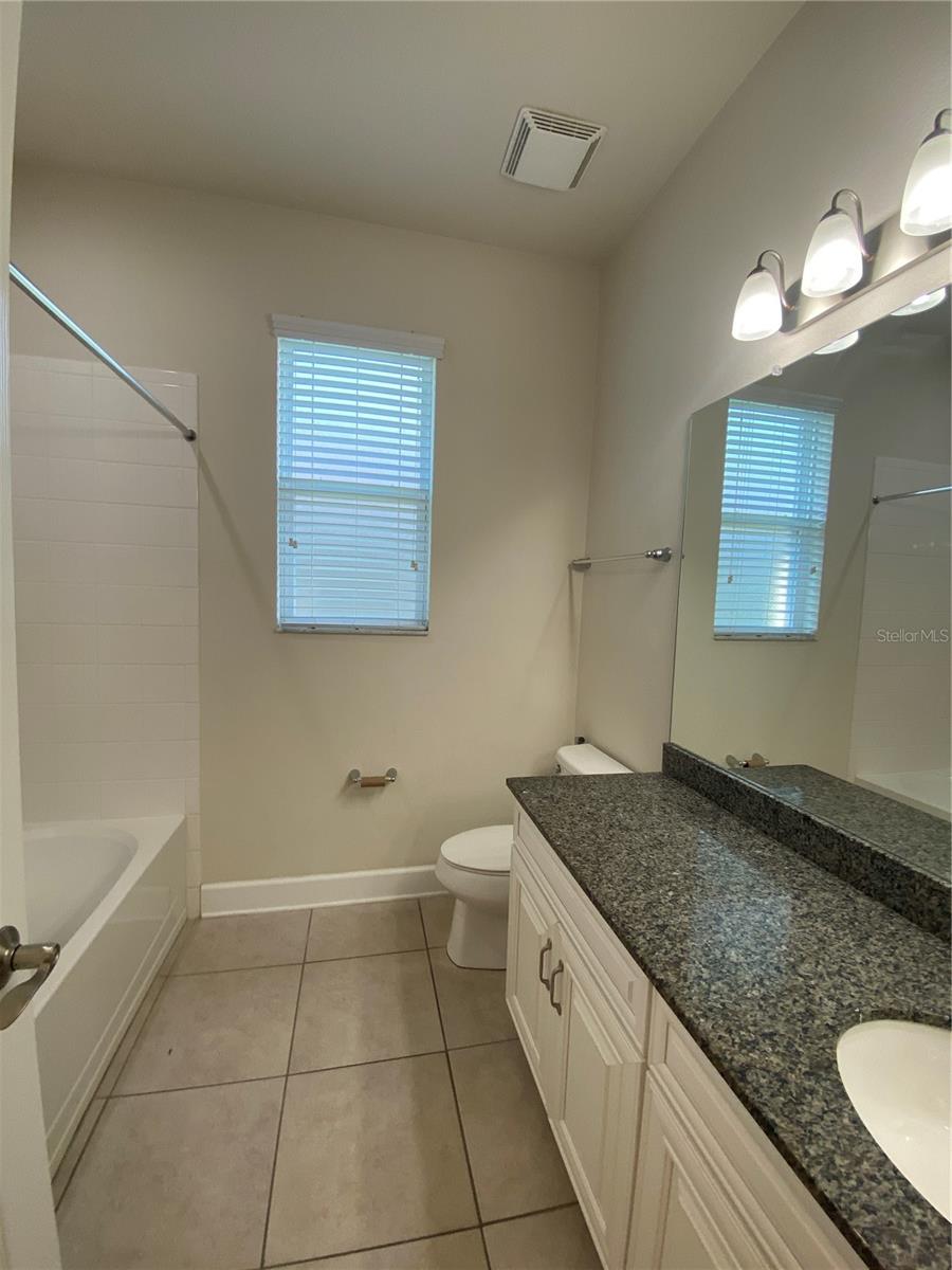 Image 22 of 34 For 33207 Whisper Pointe Dr