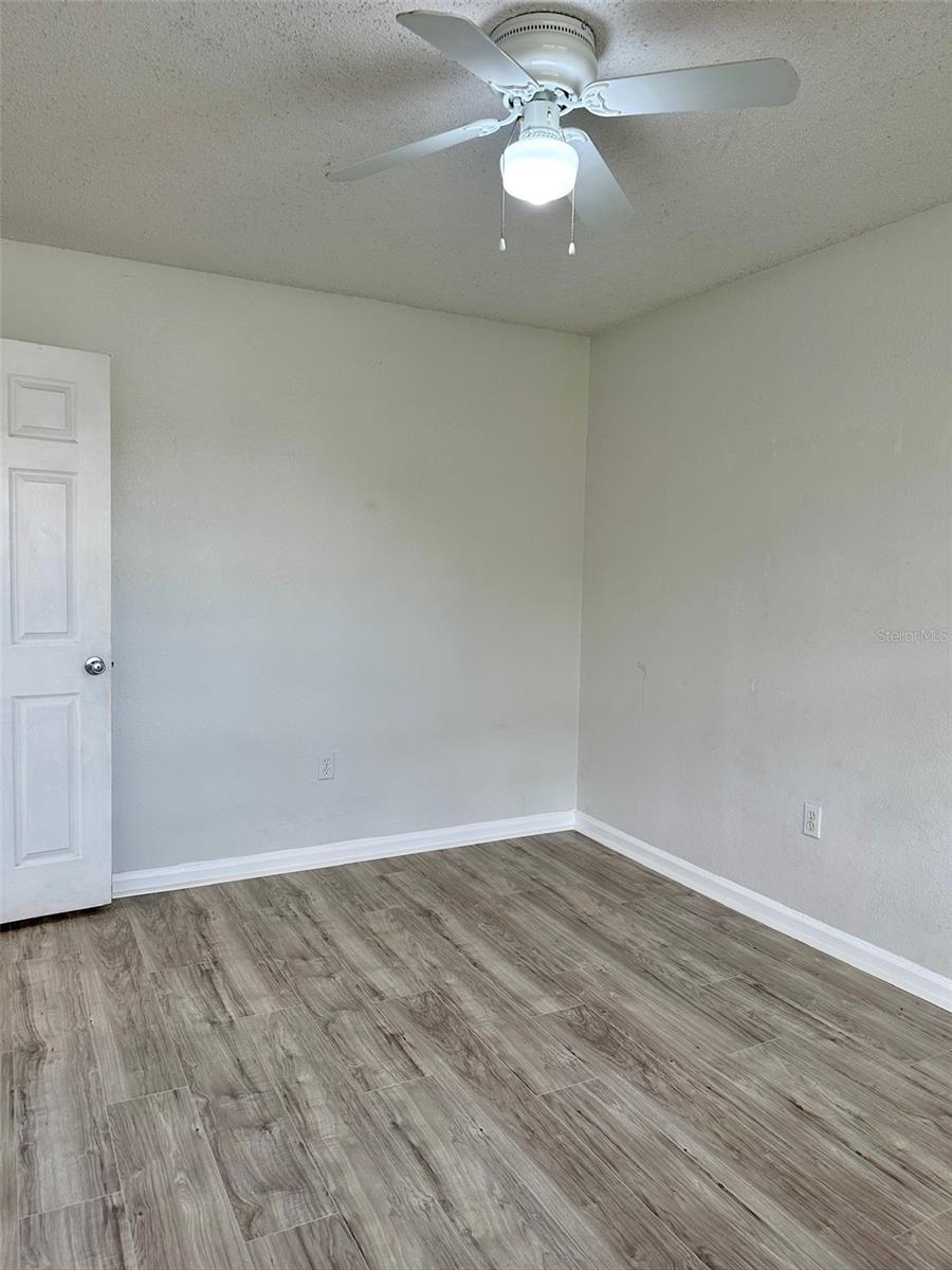Image 17 of 21 For 203 Pine Tulip Court 202