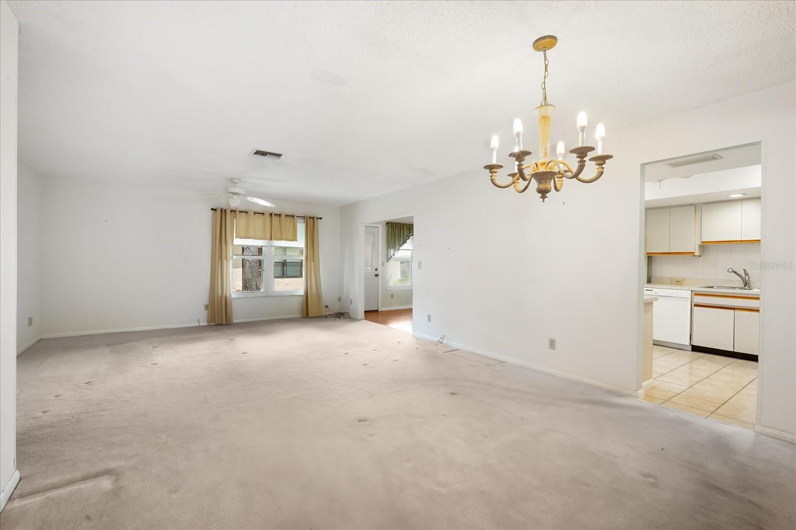 Image 11 of 23 For 8704 40th Lane N