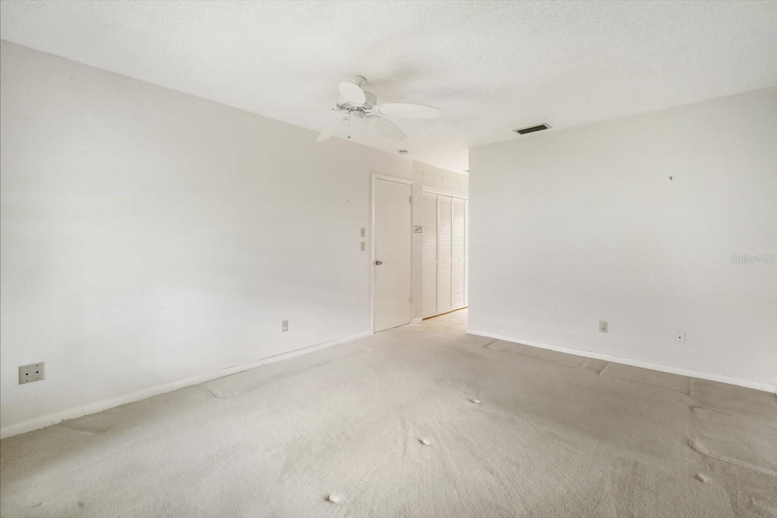 Image 18 of 23 For 8704 40th Lane N