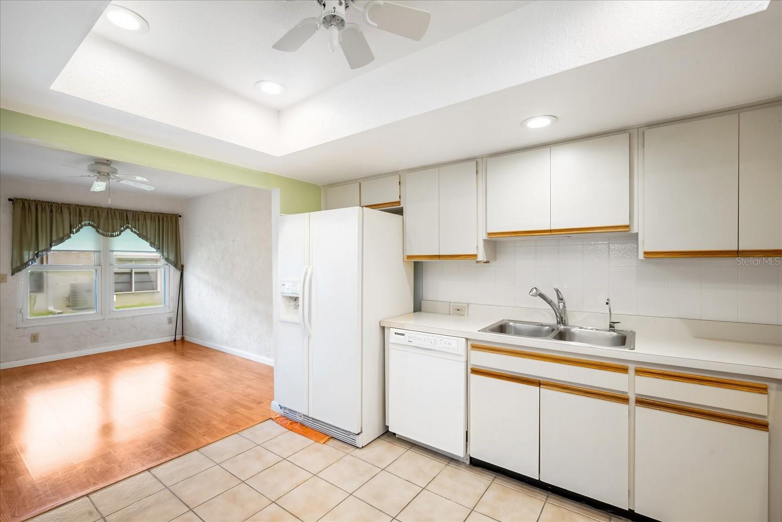 Image 8 of 23 For 8704 40th Lane N
