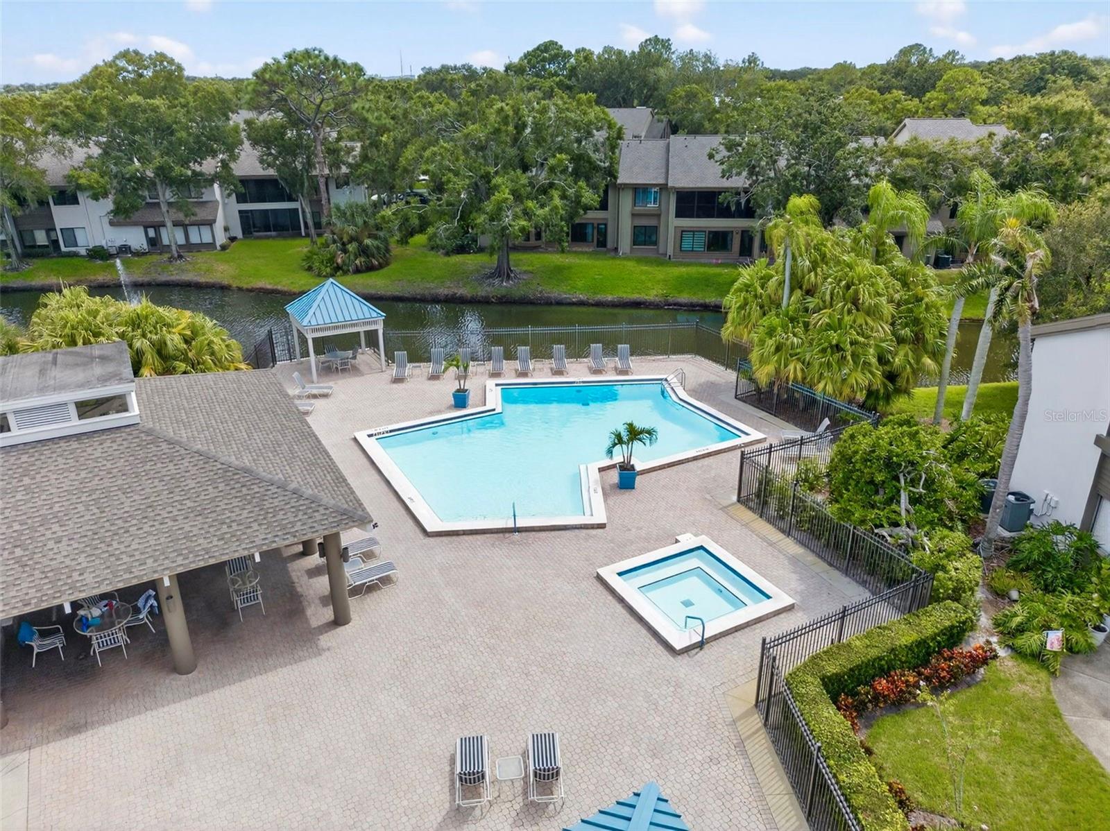 Image 28 of 31 For 3001 Landmark Boulevard 102