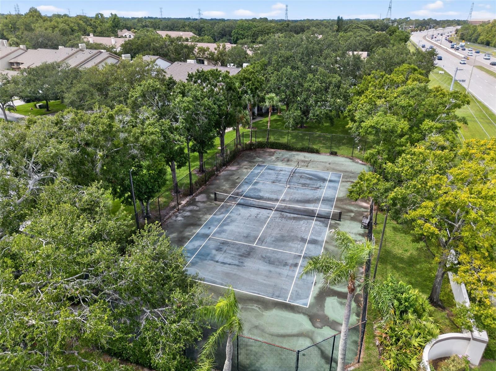 Image 29 of 31 For 3001 Landmark Boulevard 102