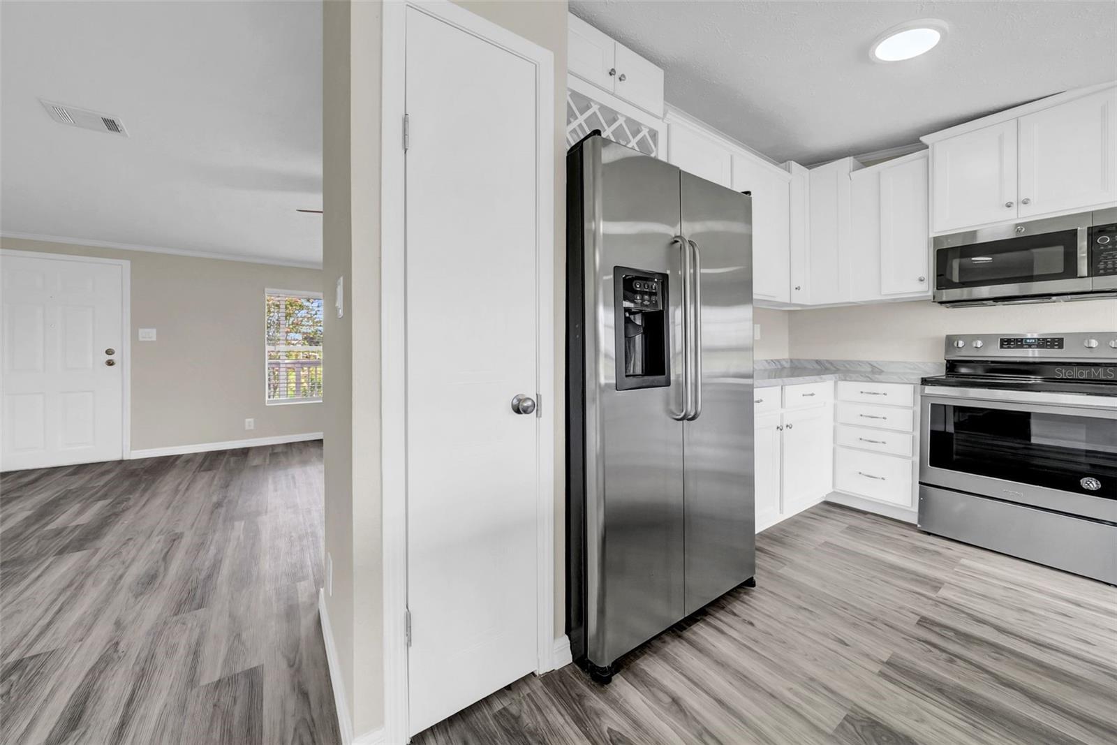 Image 9 of 50 For 12007 Old Lakeland Highway