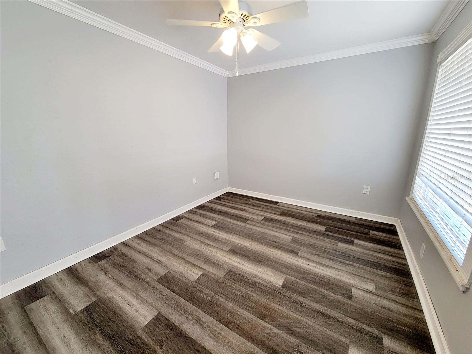 Listing photo id 7 for 4160 35th Terrace S K