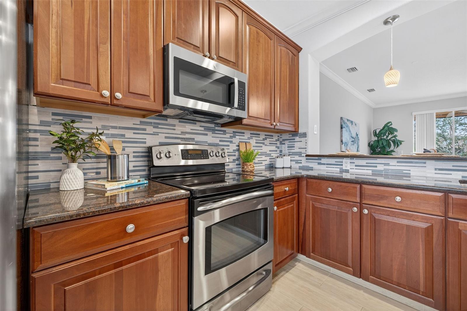 Image 13 of 51 For 7100 Islamorada Circle
