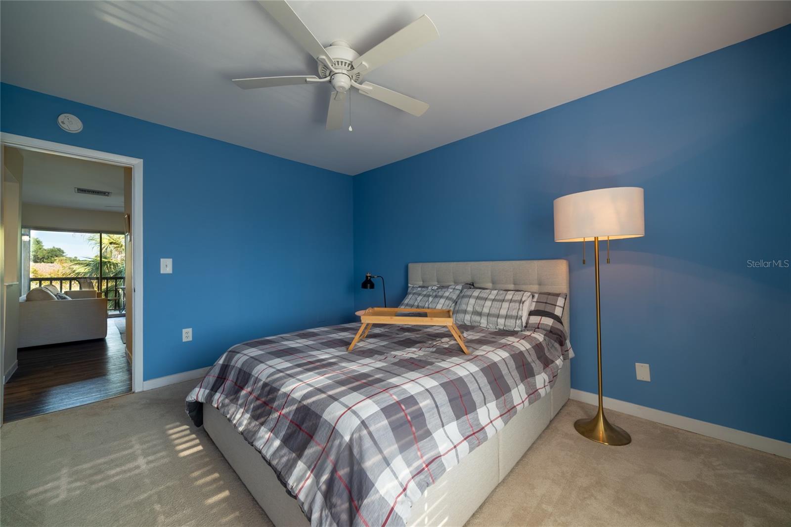 Image 21 of 27 For 3861 Lake Drive 156