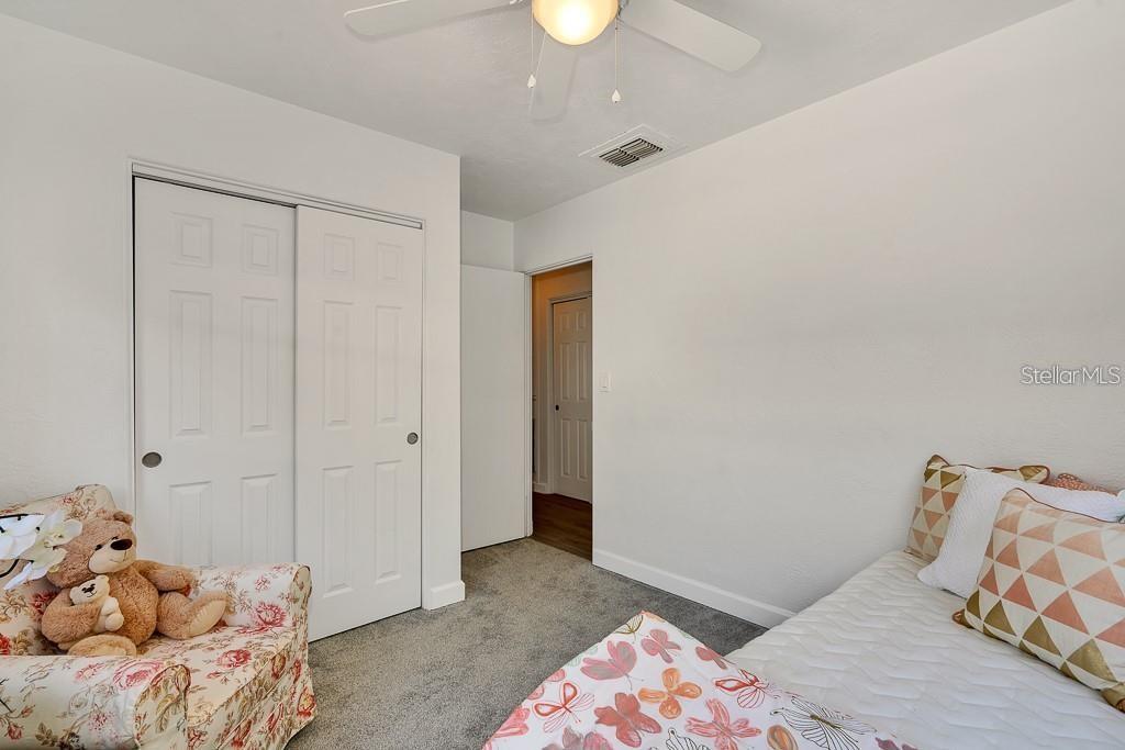 Image 18 of 34 For 8108 26th Avenue N