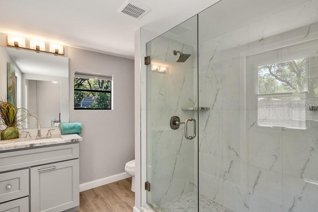 Image 22 of 34 For 8108 26th Avenue N