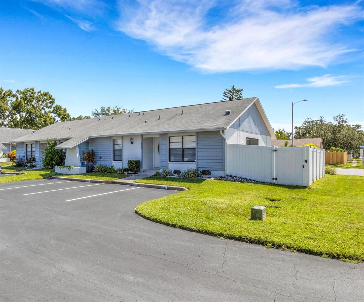 Details for 2000 Sheffield Court, OLDSMAR, FL 34677
