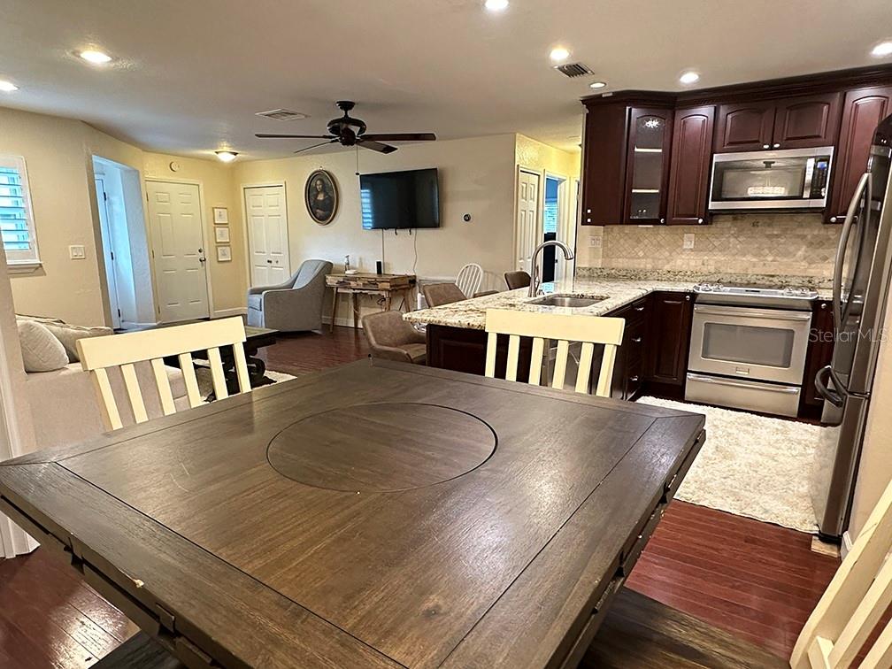 Image 5 of 26 For 3324 Briarwood Lane
