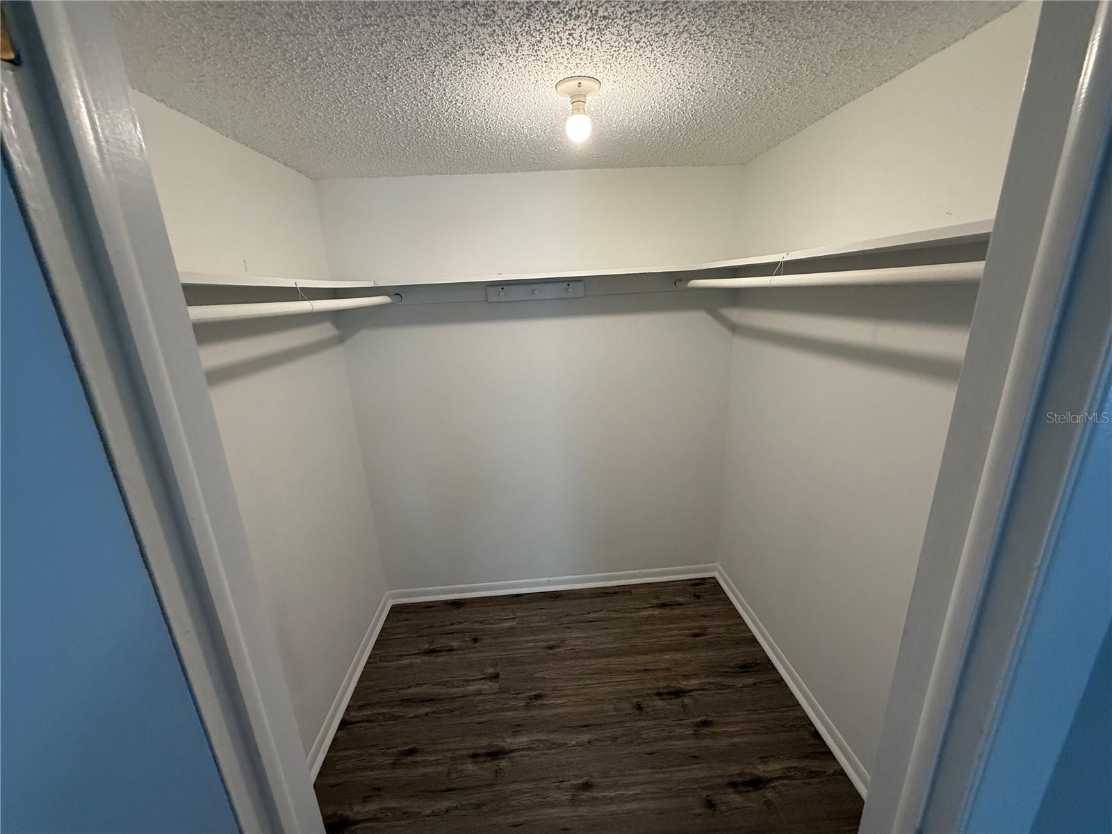Image 11 of 19 For 4702 Michael Court 139