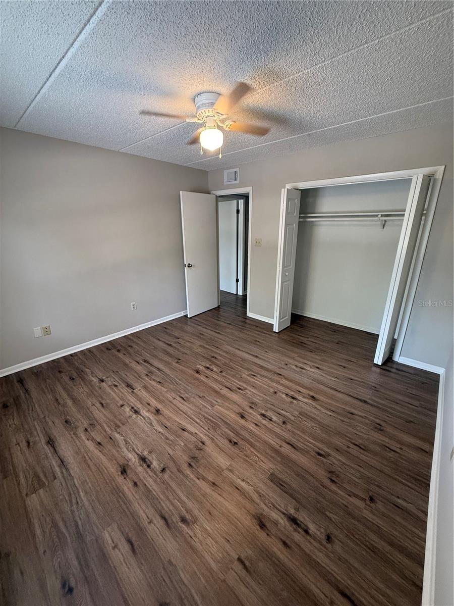 Image 12 of 19 For 4702 Michael Court 139