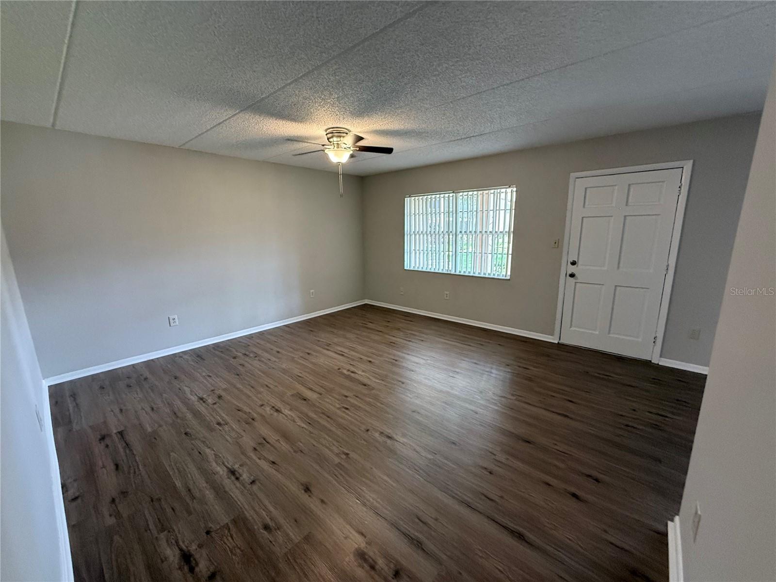 Image 3 of 19 For 4702 Michael Court 139