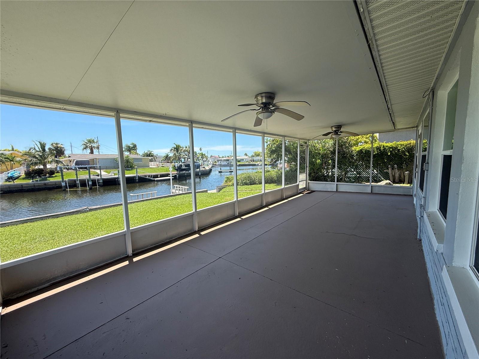 Image 8 of 32 For 4512 Floramar Terrace