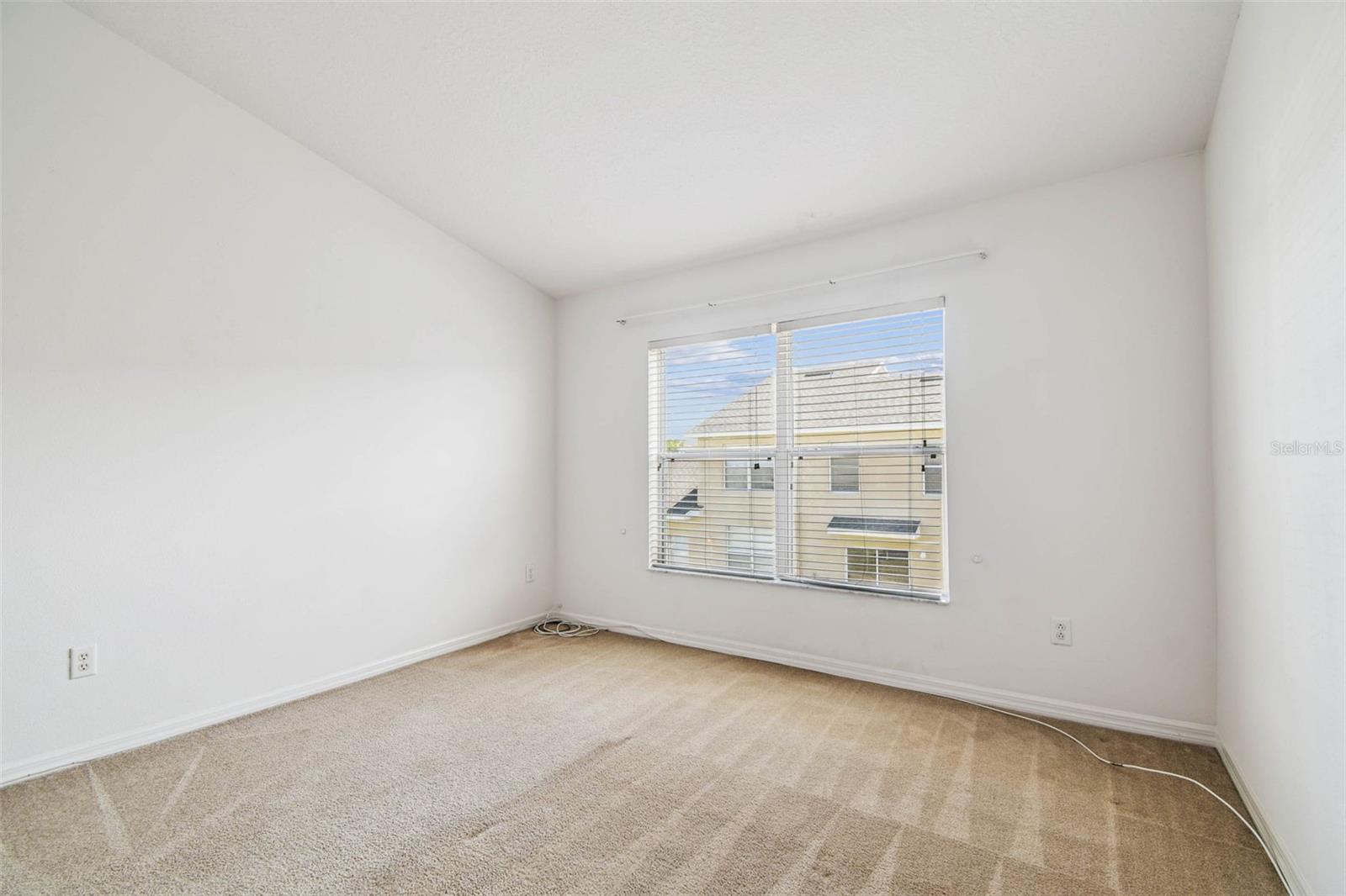 Image 25 of 39 For 9931 Carlsdale Drive